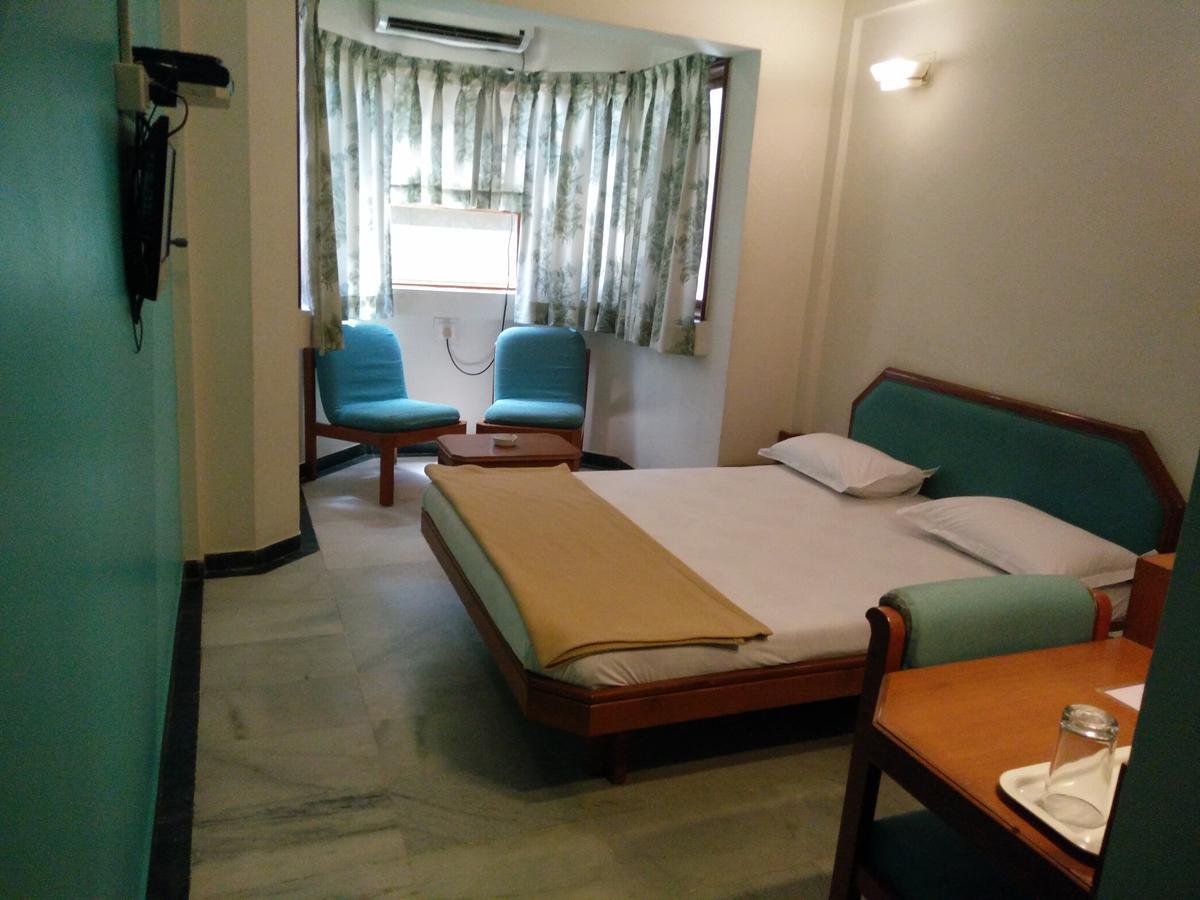 Hotel Grg Vadodara Ngoại thất bức ảnh